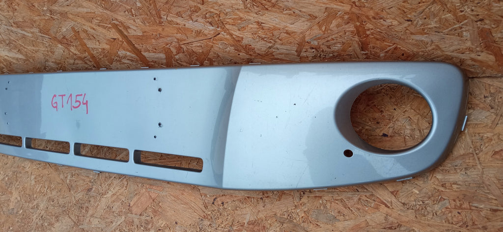 VOLKSWAGEN UP UP! 11- ATRAPA ŚRODKOWA GRILL ZDERZAKA PRZEDNIEGO 1S0853665B