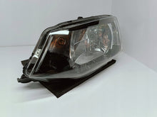 Laden Sie das Bild in den Galerie-Viewer, Skoda Fabia III 3 NJ3 14- LAMPA LEWA PRZÓD PRZEDNIA ZWYKŁA H4 6V1941015
