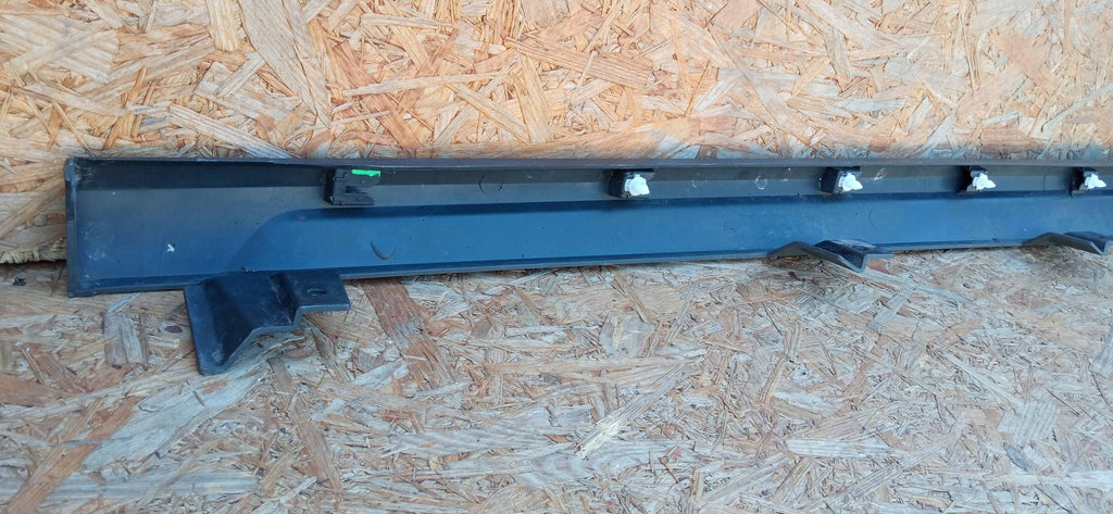 Seat Arona 17- SCHWELLER SCHWELLENVERKLEIDUNG VERKLEIDUNG RECHTE SEITE 6F9853852