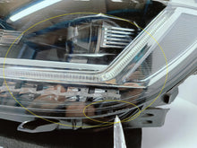 Laden Sie das Bild in den Galerie-Viewer, VW TOURAN III 3 5TB 15- SCHEINWERFER LINKS VORNE FULL LED 5TB941081A