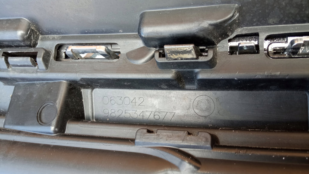 CITROEN C5 AIRCROSS 18- ATRAPA KRATKA GRILL