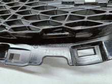 Laden Sie das Bild in den Galerie-Viewer, Mazda 3 IV BP 19- KÜHLERGRILL STOSSSTANGE VORNE BCKN-50711