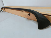 Laden Sie das Bild in den Galerie-Viewer, TOYOTA AURIS II 12- HECKKLAPPENSPOILER CARBON NEU PW156-02001-00