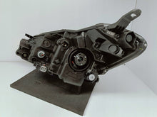 Laden Sie das Bild in den Galerie-Viewer, TOYOTA YARIS III LIFT 17- LAMPA PRAWA PRZÓD SOCZEWKA+LED EU 212-11BZR-LDEM2