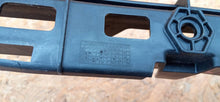 Laden Sie das Bild in den Galerie-Viewer, Skoda Octavia Mk2 II KOMBI 04- HALTER HALTERUNG HECKSTOSSSTANGE 1Z9807863