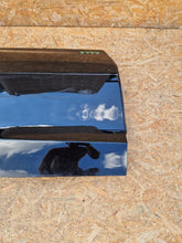Laden Sie das Bild in den Galerie-Viewer, TESLA MODEL 3 III 17- TÜR HINTEN RECHTS HINTEN RECHTS 108148400G