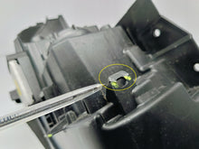 Laden Sie das Bild in den Galerie-Viewer, HYUNDAI IONIQ 5 V 21- SCHEINWERFER LINKS VORNE VOLL-LED 92101-GI EU