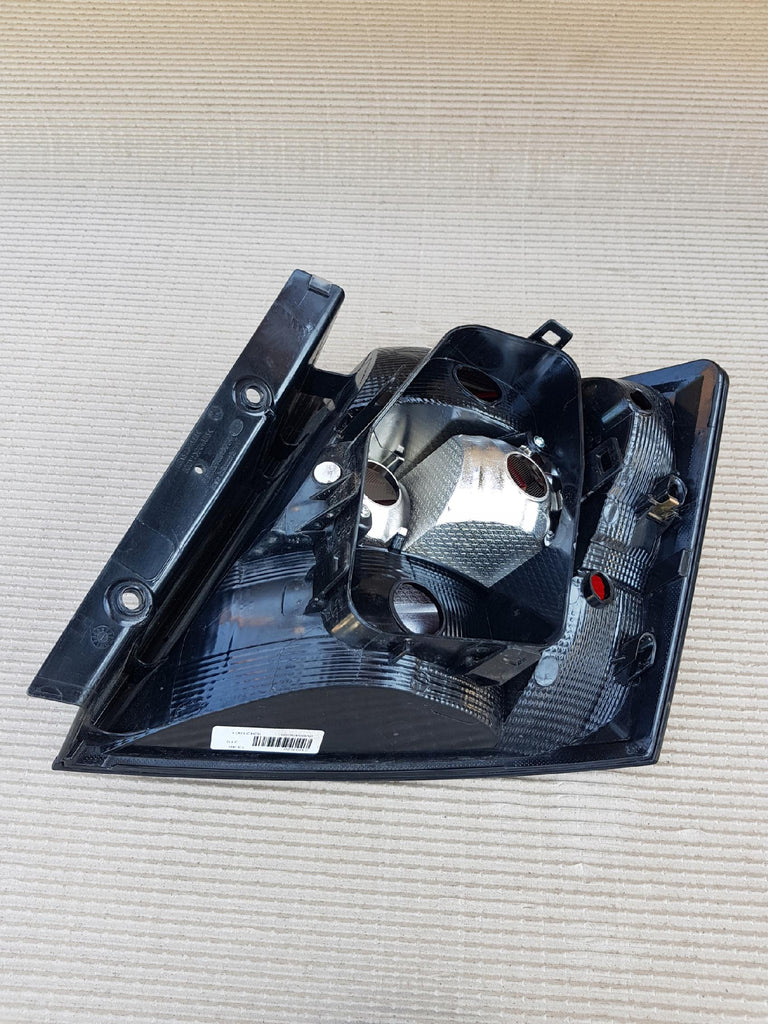 SKODA FABIA III 3 LEWA LAMPA TYŁ TYLNA 6V6945095