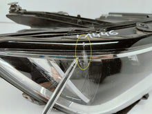 Laden Sie das Bild in den Galerie-Viewer, VOLKSWAGEN PASSAT B8 14- SCHEINWERFER RECHTS VORNE NORMAL H7 3G1941006C