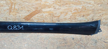 Load image into Gallery viewer, OPEL ZAFIRA C 11- LISTWA PRAWA SŁUPKA SZYBY CZOŁOWEJ 39027687