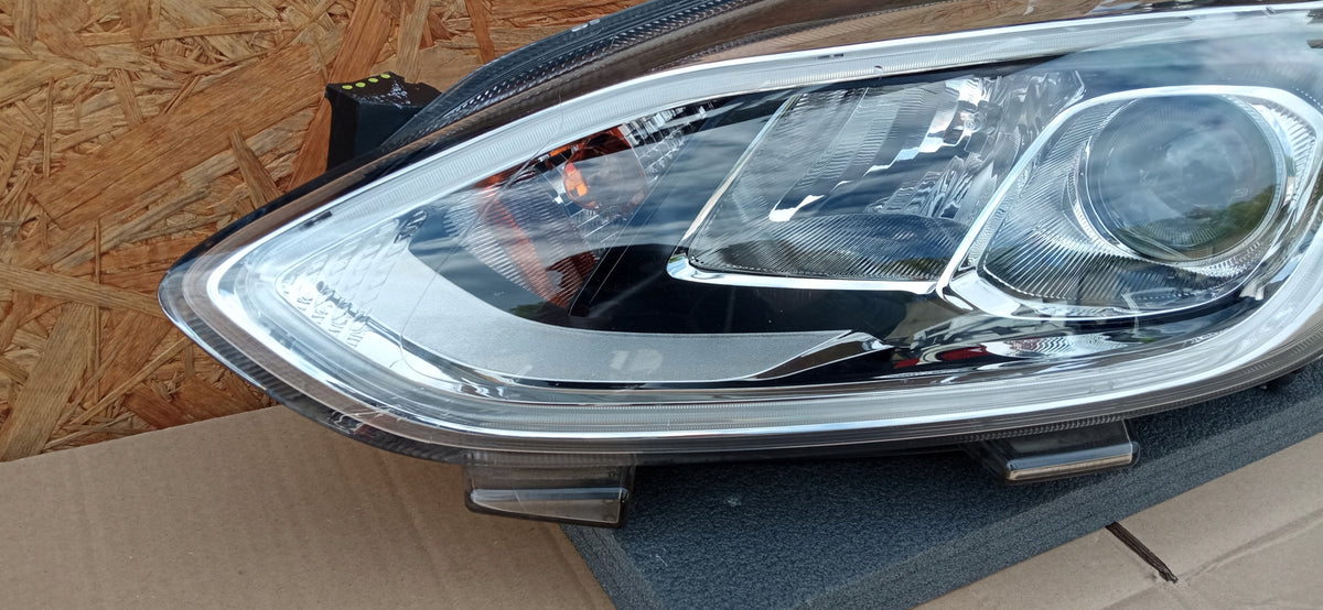 Ford Fiesta MK8 17- Lampa Lewa Przód Przednia Soczewka +led H1BB-13W030-Ce — zdjęcie 5 z 12