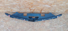 Laden Sie das Bild in den Galerie-Viewer, OPEL INSIGNIA A 08- ABDECKUNG OBERTEIL FRONTVERKLEIDUNG 13250569