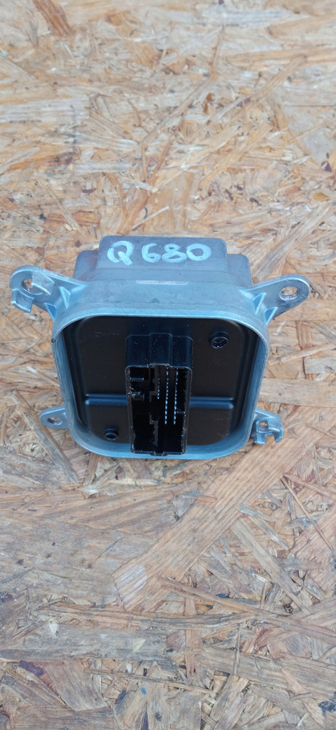 TESLA MODEL 3 18- Y LIFT LED SCHEINWERFER KONVERTER VORNE 1532925-09-E