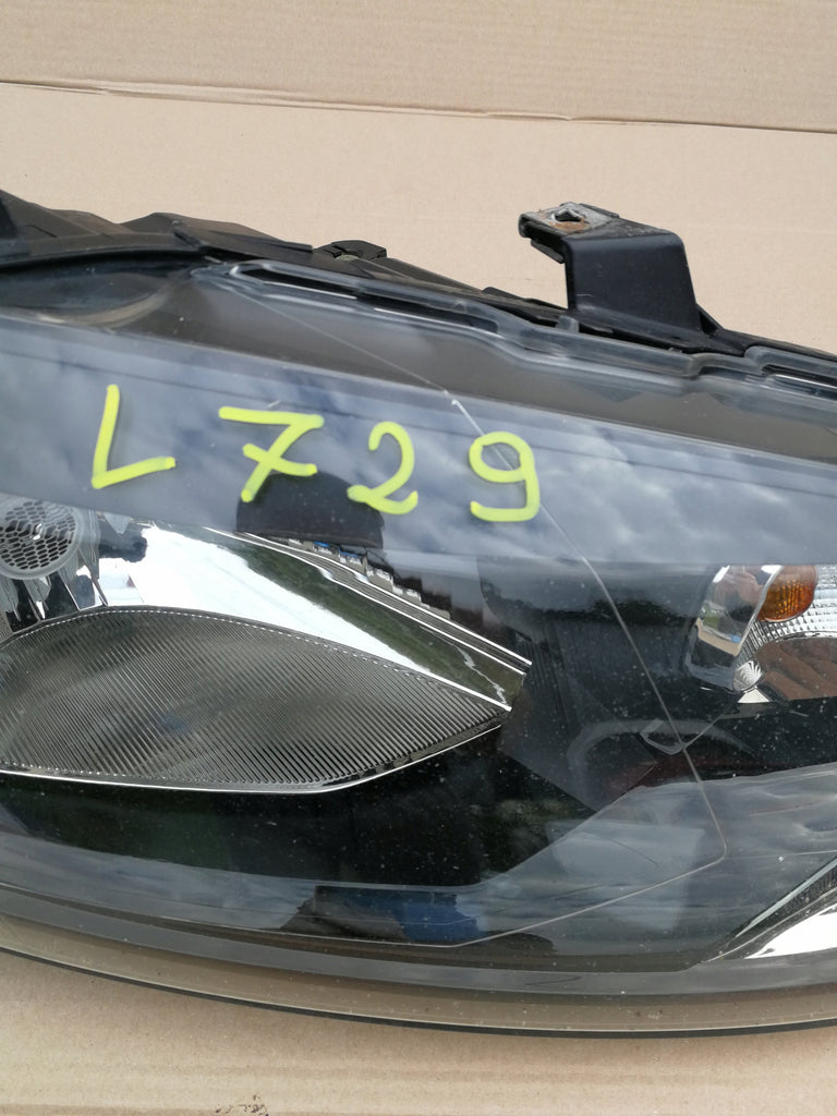 VOLKSWAGEN POLO V 6R 09- LAMPA PRAWA PRZÓD ZWYKŁA EU 6R1941016E