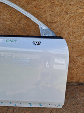 Load image into Gallery viewer, MAZDA CX60 DRZWI PRAWY PRZÓD PRZEDNIE KBB358010