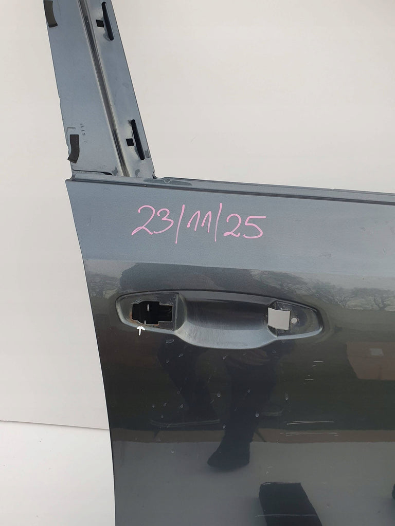 SKODA OCTAVIA III 5E TÜR RECHTS VORN VORDERE 5E0831312