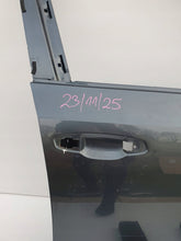 Laden Sie das Bild in den Galerie-Viewer, SKODA OCTAVIA III 5E TÜR RECHTS VORN VORDERE 5E0831312