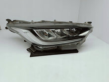 Laden Sie das Bild in den Galerie-Viewer, Toyota Yaris IV 4 XP21 19- SCHEINWERFER RECHTS VORNE VOLL-LED KOITO K0-8