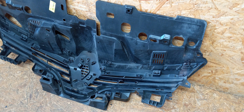 RENAULT CLIO 4 IV LIFT 16- KÜHLERGRIL MITTE 622562901R