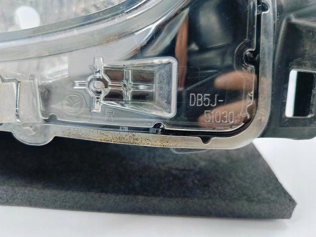 MAZDA 2 II DJ 14- SCHEINWERFER RECHTS VORNE NORMAL H4 DB5J-51030