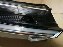 Laden Sie das Bild in den Galerie-Viewer, MG MARVEL R EV 21- RECHTER SCHEINWERFER VORNE FULL LED MODUL EU 102-40161