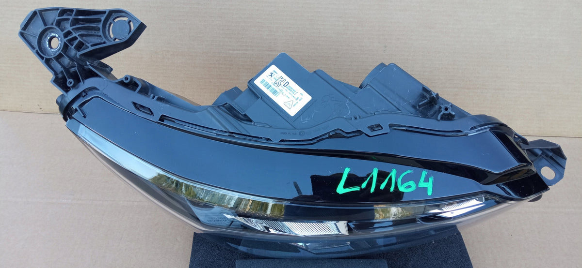 Peugeot 208 II 2008 II 19- Front Right Light LED Technology 9833036180 — photo 12 of 13