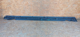 Tesla Model Y MY 20- BAS DE SEUIL GLISSIÈRE DE SEUIL DROIT 1845521-00-A