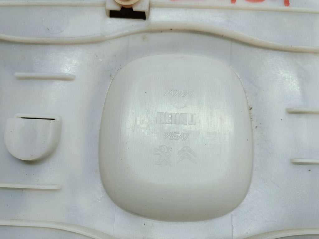 Citroen C3 III Aircross 17- LISTWA NAKŁADKA DRZWI PRAWA PRZÓD 9813090877