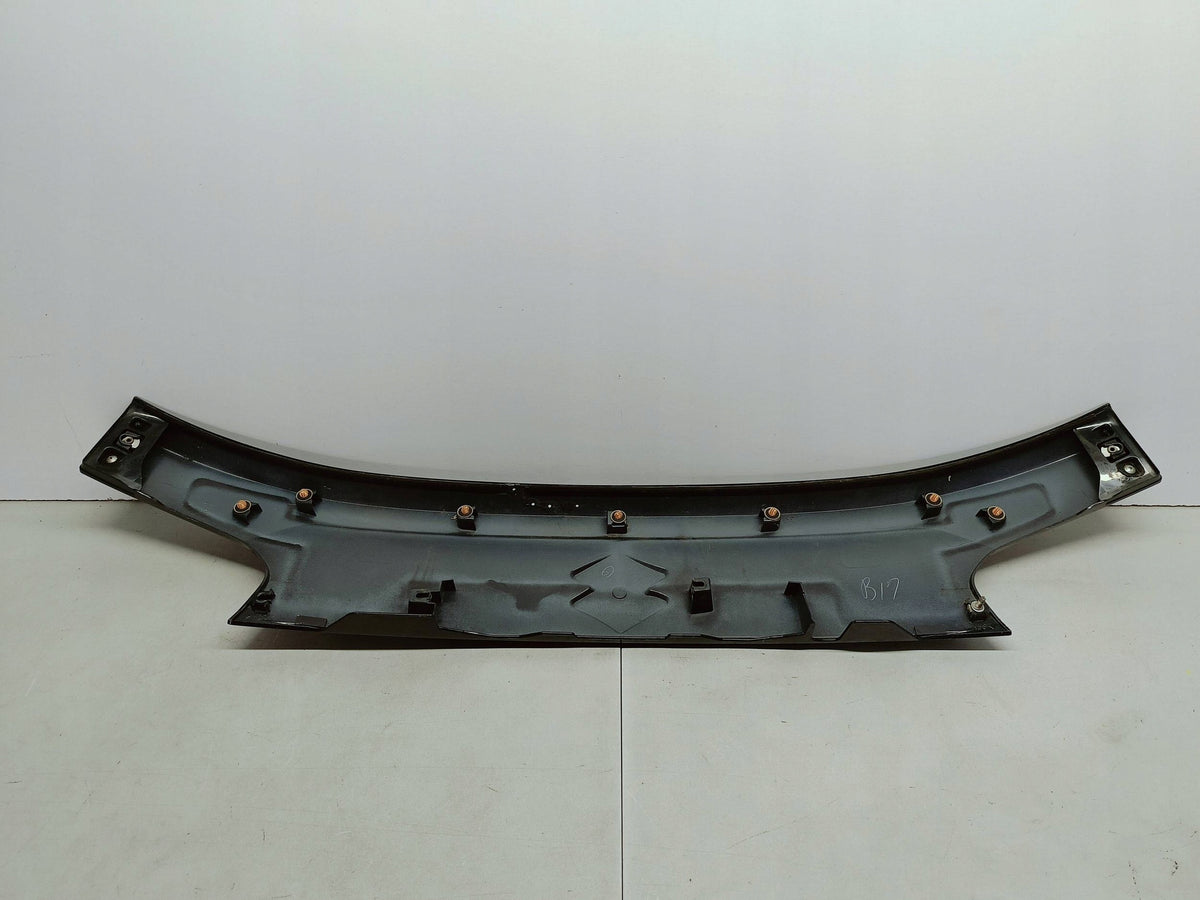 Suzuki Ignis III 16- Blende Leiste Hinten Abdeckung Heckklappe 83941-62R0 — Foto 9 von 13