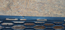 Load image into Gallery viewer, KIA PRO CEED GT 15- KRATKA ATRAPA GRILL ZDERZAKA PRZÓD 86560-A2900