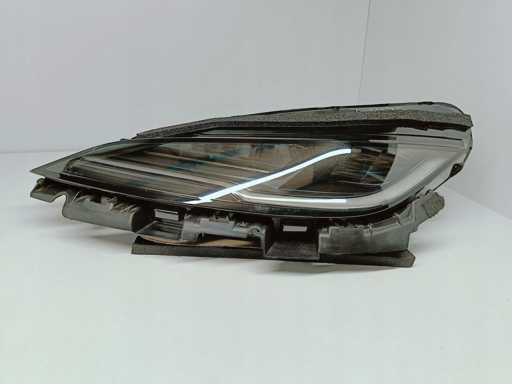 TESLA MODEL 3 LIFT HIGHLAND 23- LAMPA LEWA PRZÓD FULL LED EU 1760888-00-F