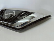 Load image into Gallery viewer, Nissan Qashqai II J11 LIFT 17- ATRAPA GRILL ZDERZAKA PRZEDNIEGO 62310HV00A