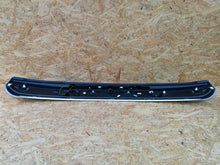 Load image into Gallery viewer, AUDI Q5 8R 08- SPOILER LOTKA DASZEK KLAPY BAGAŻNIKA TYŁ 8R0827933A