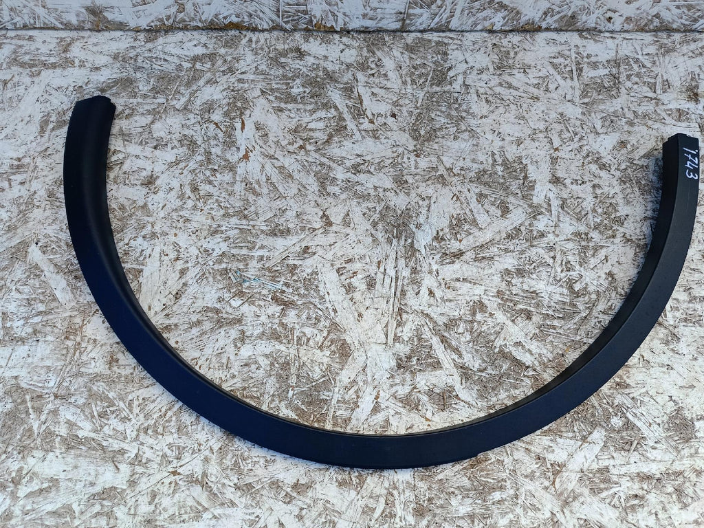 TESLA MODEL Y MY 22- KOTFLÜGELLEISTE LINKS HINTEN 1658697-00-A