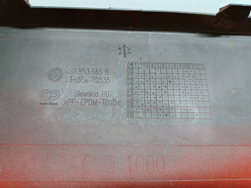 VOLKSWAGEN UP UP! 11- ZENTRALGRILL STOßSTANGE VORNE 1S0853665B