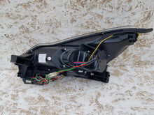 Load image into Gallery viewer, OPEL CORSA E LAMPA PRAWA PRZÓD PRZEDNIA