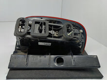 Laden Sie das Bild in den Galerie-Viewer, DACIA DUSTER I LIFT 13- RÜCKLEUCHTE RECHTS HINTEN OE EU 265506837R