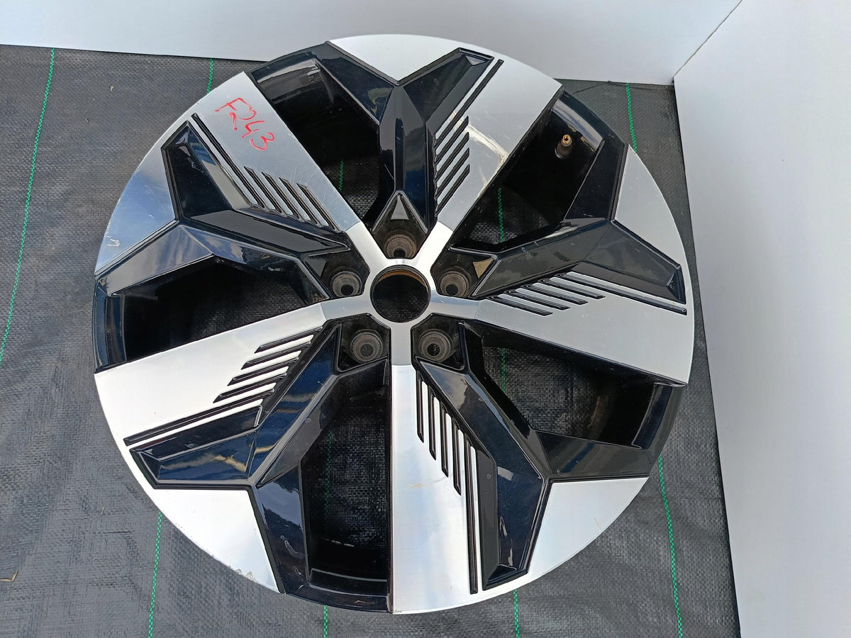 Felge Aluminium Renault Megane IV E-Tech 7.0"x20" 5X114.3 ET34 403001816R — Foto 3 von 16