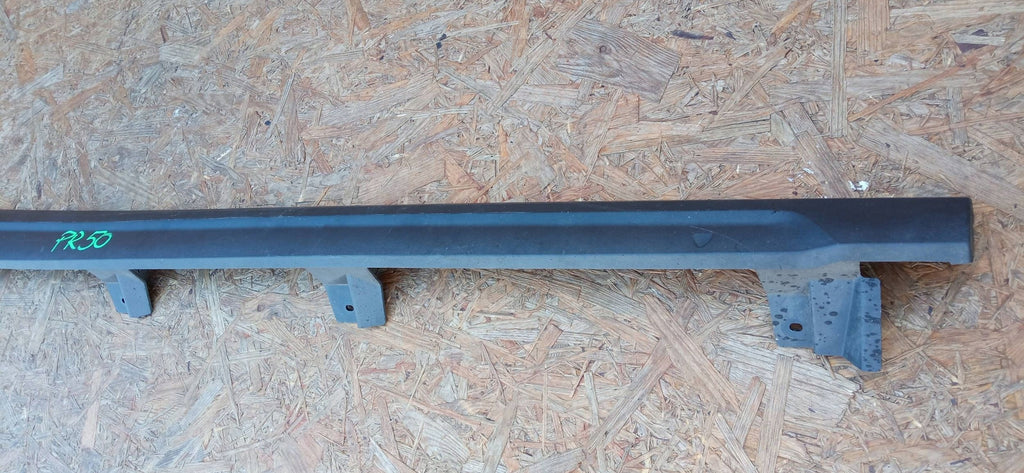 Seat Arona 17- SCHWELLERLEISTE TÜREINSTIEGSLEISTE RECHTS 6F9853852