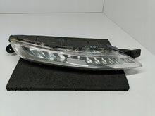 Załaduj zdjęcie do przeglądarki galerii, CITROEN C4 PICASSO II 13- LAMPA ŚWIATŁO DRL PRAWY PRZÓD LED 9676036480