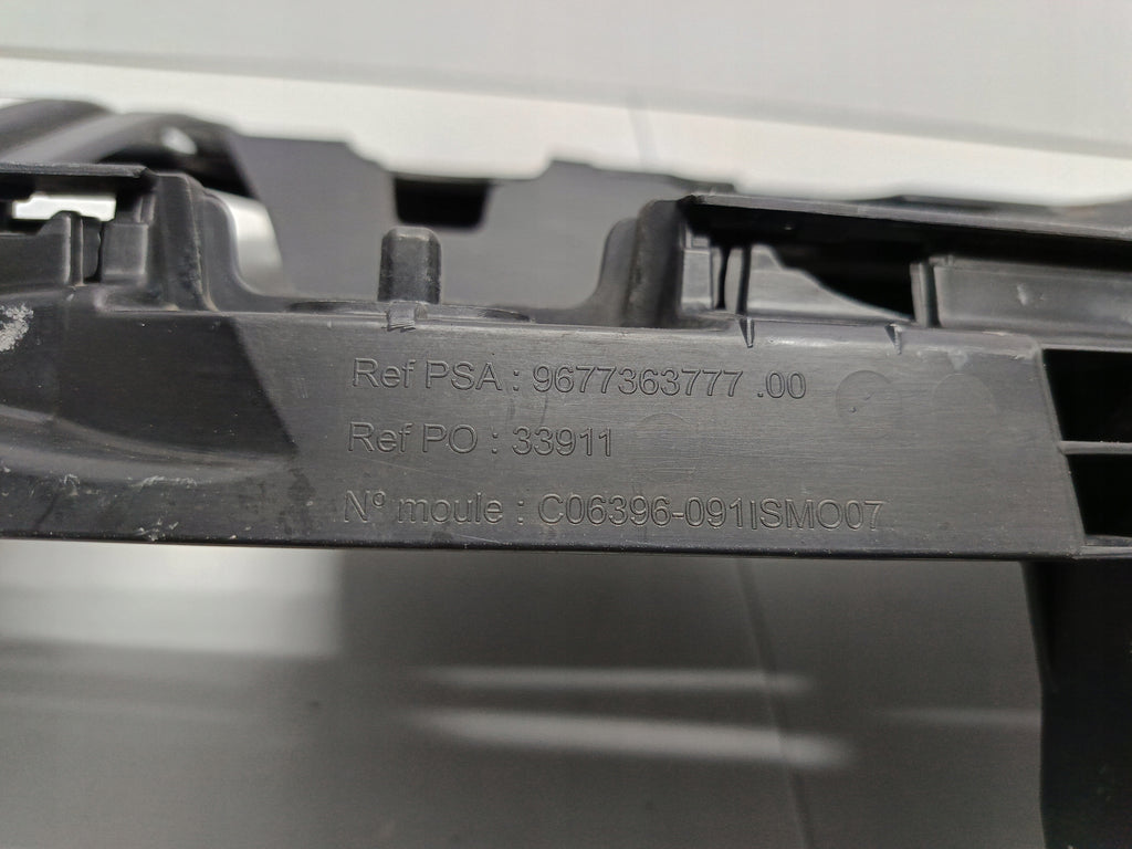 PEUGEOT 308 II T9 13- WZMOCNIENIE GÓRNE STELAŻ PAS CZASZA 9677363777