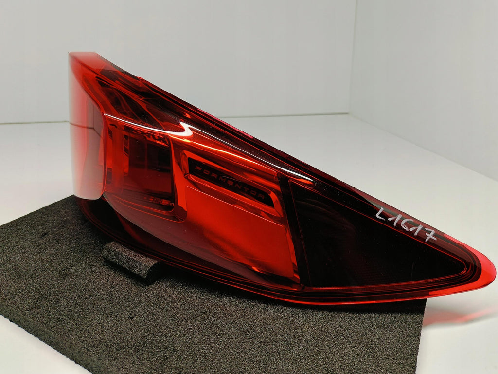 CUPRA FORMENTOR 5FF 21- RÜCKLEUCHTE RECHTS LED 5FF945208