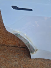 Load image into Gallery viewer, TESLA MODEL Y 20- DRZWI PRAWY TYŁ TYLNE 1493562-EC-A
