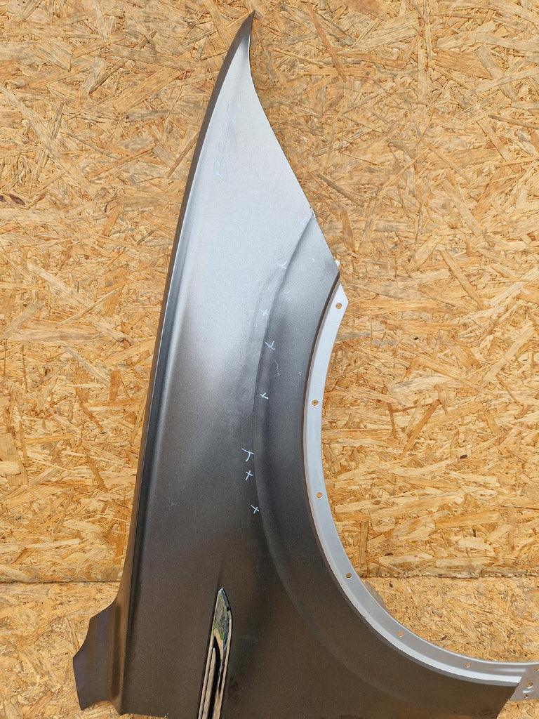 VW TOUAREG III 3 18- 760 BŁOTNIK PRAWY PRZÓD PRZEDNI 4543534543