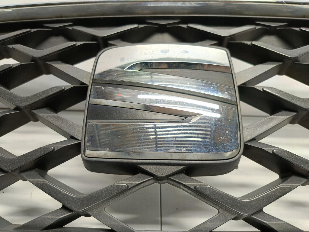 SEAT TARRACO 5FJ 18- MITTELGITTER STOßSTANGE VORNE 5FJ853651B