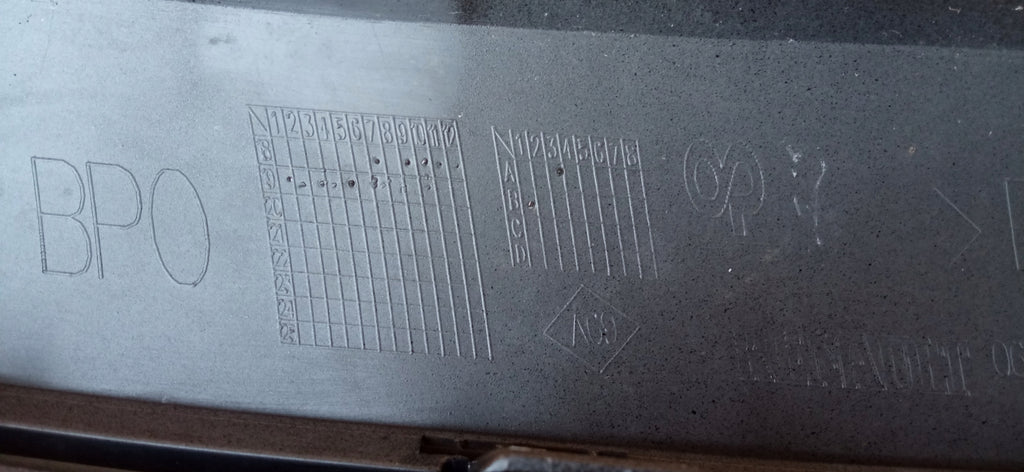 RENAULT CLIO V 19- ATRAPA NAKŁADKA LISTWA KRATKA GRILL 620786224R