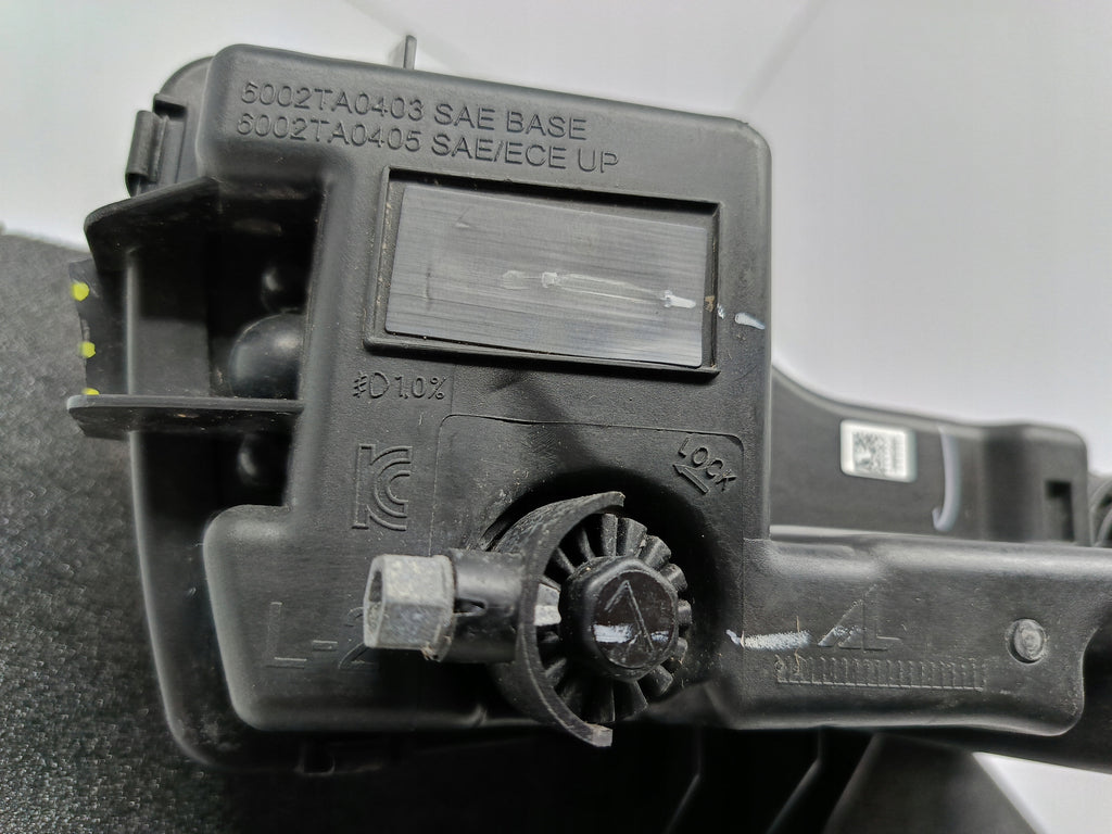 TESLA MODEL 3 M3 17- HALOGEN DRL LEWY LAMPA PRZECIWMGIELNA LED 1077395-00-C