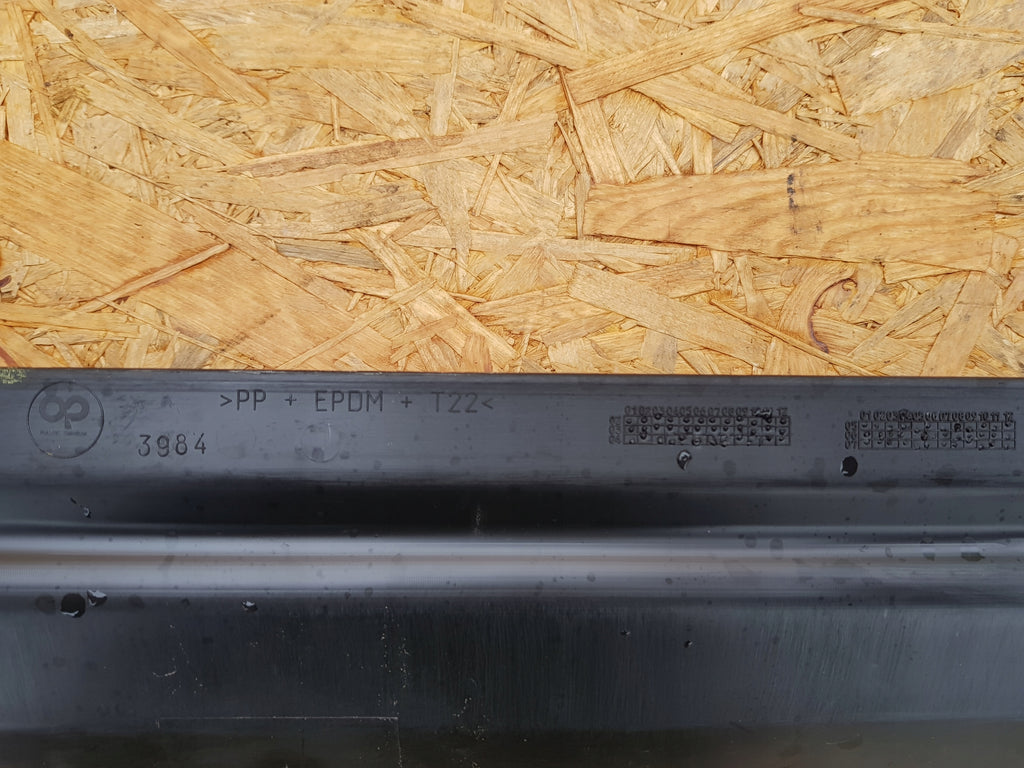 VOLVO S40 V50 C30 04- LUFTFÜHRUNG UNTERER EINLASS WASSERFÄNGER NEU 30678473
