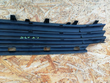 Laden Sie das Bild in den Galerie-Viewer, CITROEN C5 III 08- UNTERER KÜHLERGRILL STOSSSTANGE VORNE 9675342177