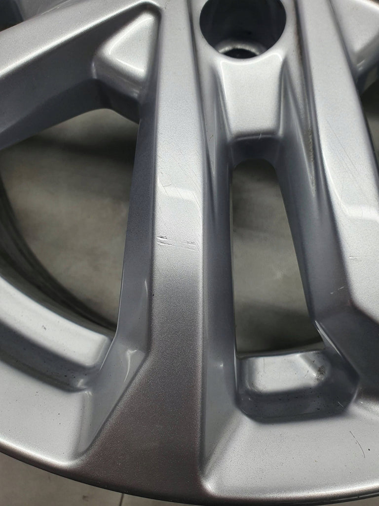 Toyota Avensis AURIS ALUFELGE 6.5x16 ET45 5x114.3 DEZENT KBA52616